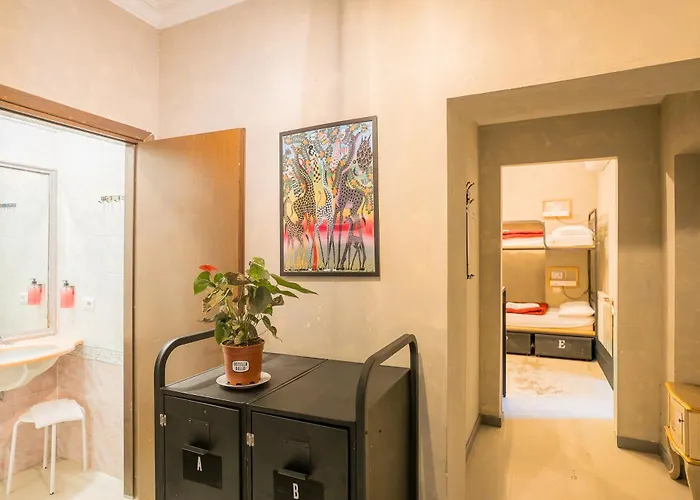Hostel Colosseo *